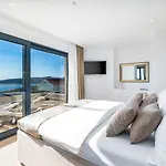 Astera -heated Pool, 4 Bedrooms, And Sea Views Βίλα Seget Vranjica