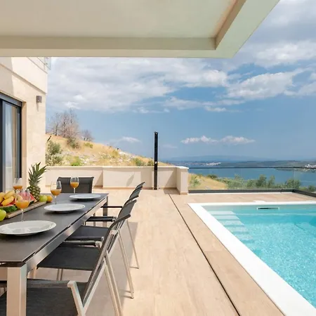 Villa New Astera -heated Pool, 4 Bedrooms, And Sea Views Seget Vranjica
