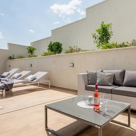 Villa New Astera -heated Pool, 4 Bedrooms, And Sea Views