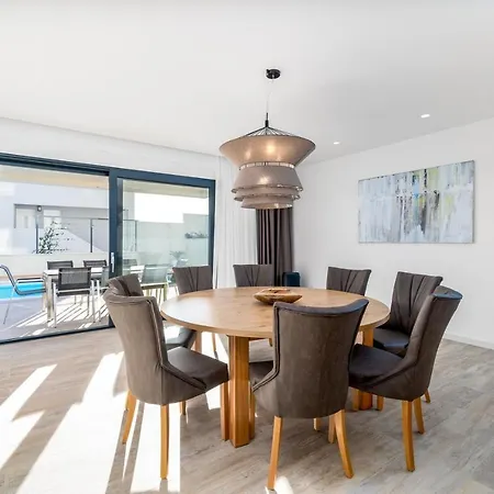New Astera -heated Pool, 4 Bedrooms, And Sea Views Villa