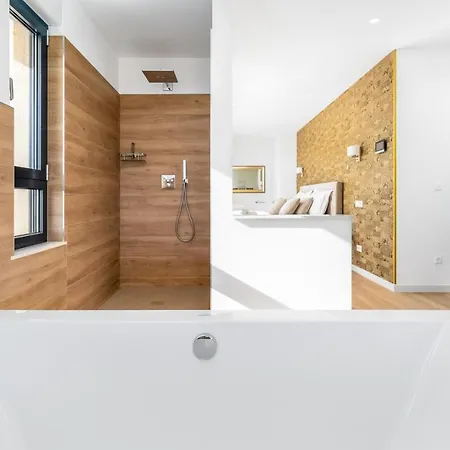 ヴィラ Astera -heated Pool, 4 Bedrooms, And Sea Views セゲット・ヴラニツァ